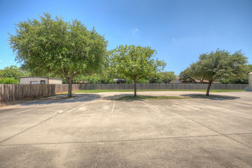 Office For Sale: 2461 Loop 337, New Braunfels, TX 78130